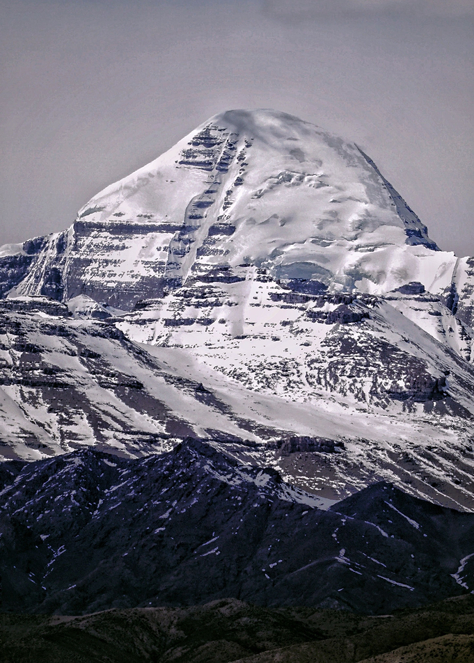 SNOW TOP OF THE MOUNTAIN