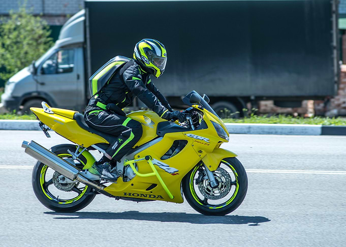 Honda CBR