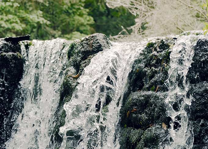 Waterfall Bomarzo closeup