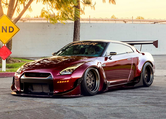Nissan GT R
