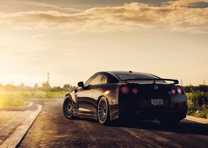 Nissan GT R