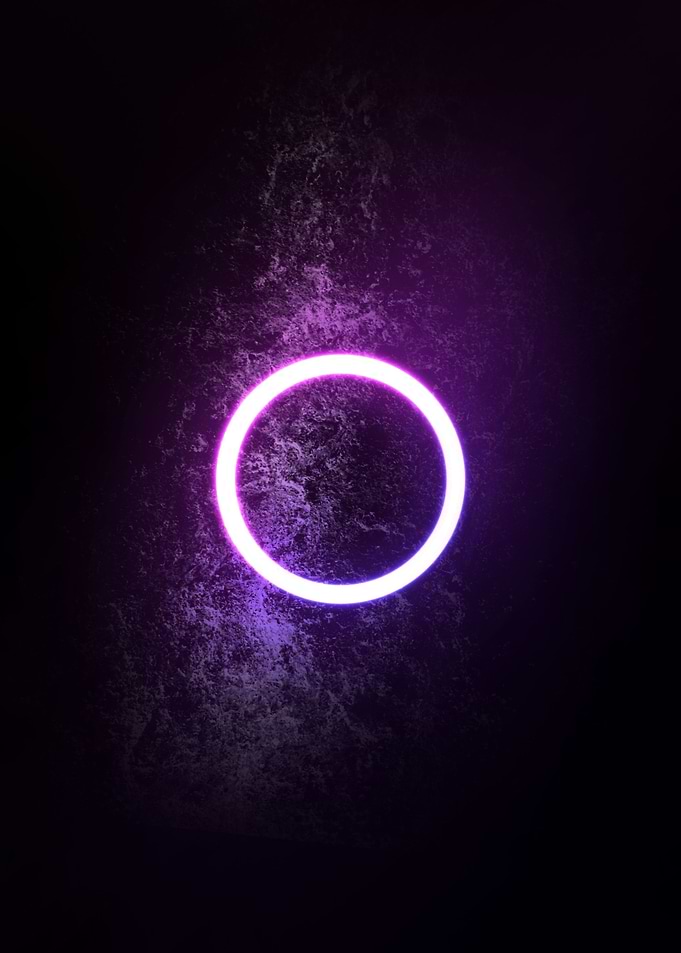 Gradient neon circle