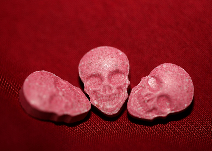 Skull ecstasy mdma pills