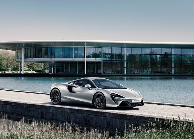 McLaren artura