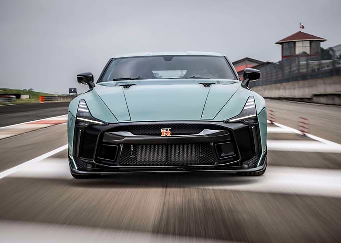 Nissan GTR