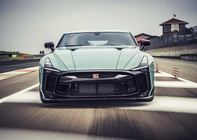 Nissan GTR