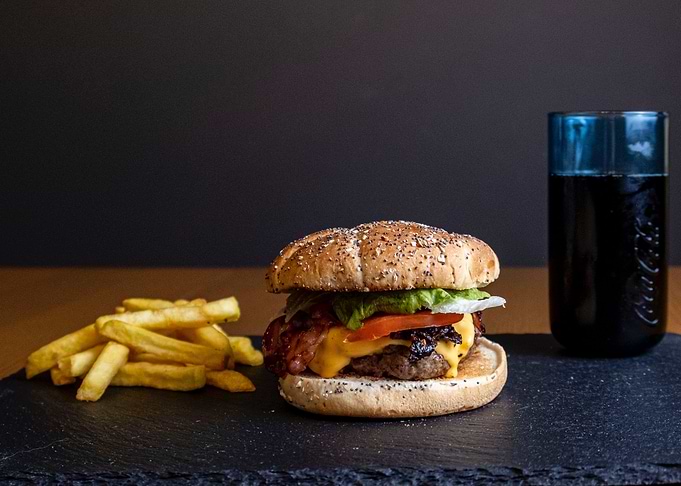 Hamburger meal
