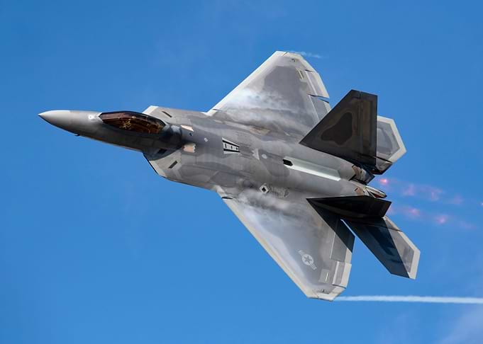 F22