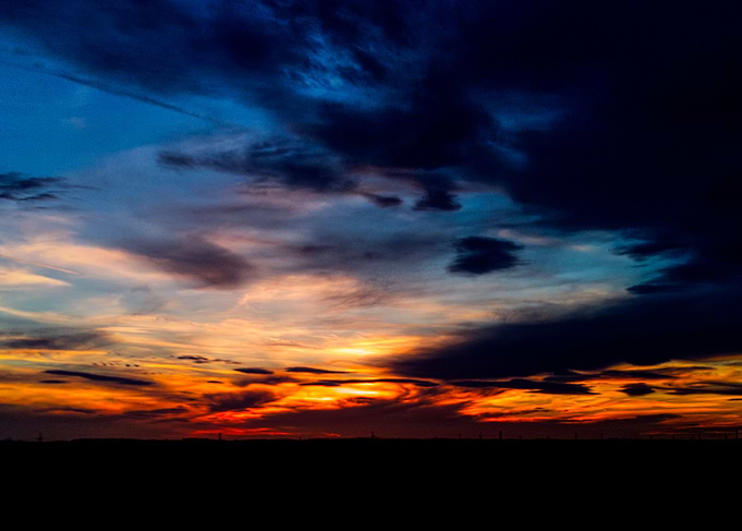 Peaceful skies fade night