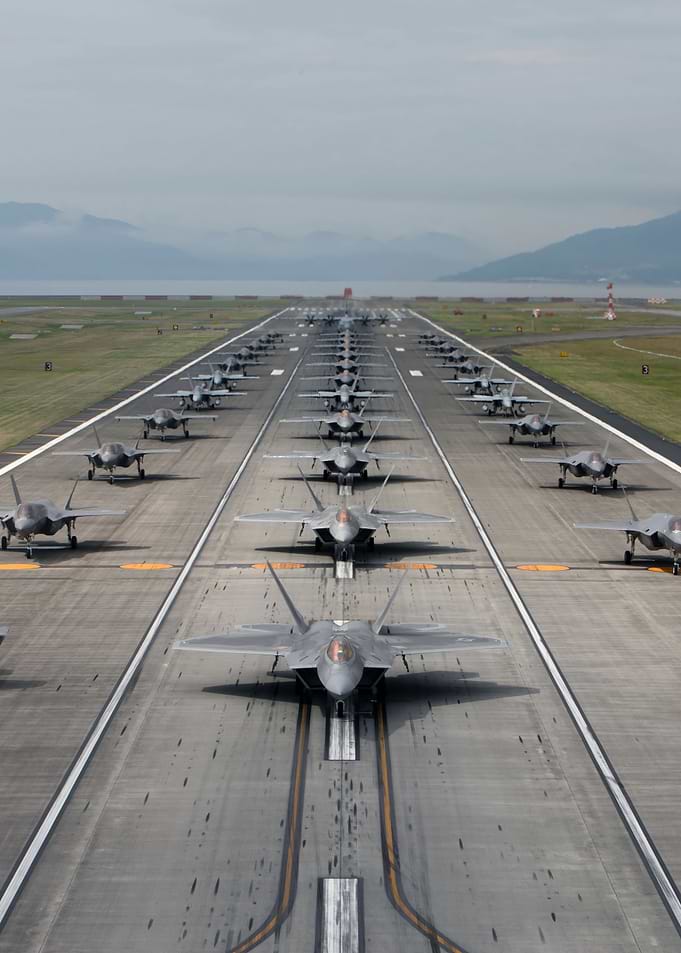 Taxing aircraft