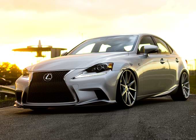 lexus