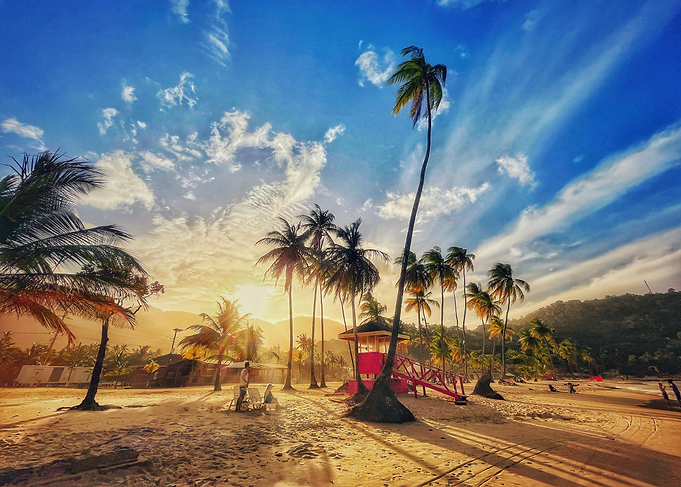 Maracas Beach golden hr