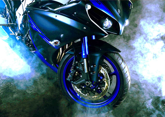 Yamaha R1