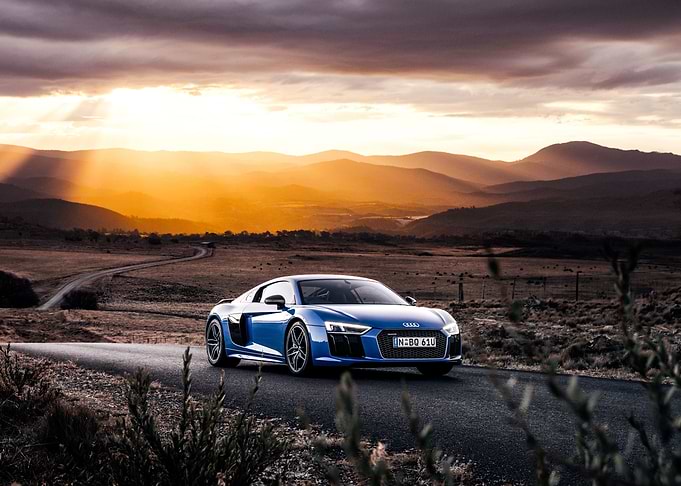 audi R8 V10