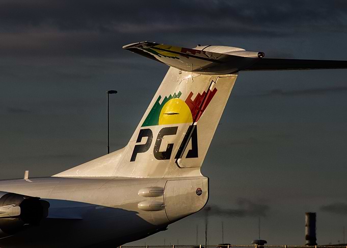 PGA F100 tail