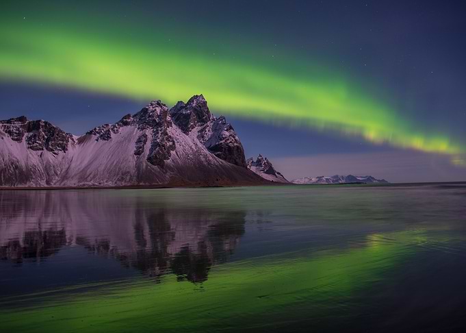 Aurora Borealis Mountain