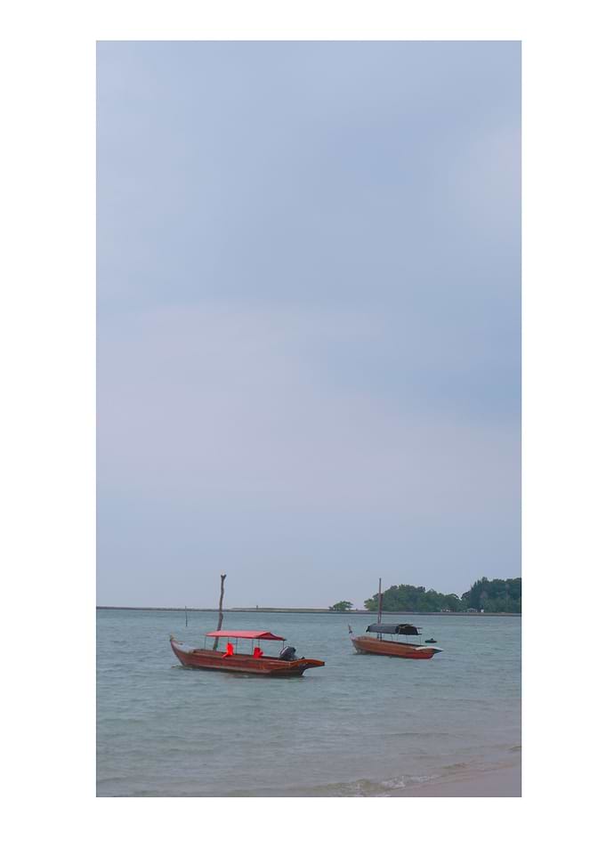 2 boats photo