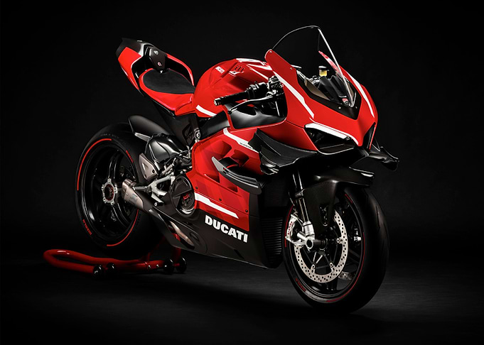SUPERLEGGERA DUCATI V4