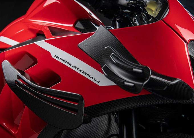 DUCATI SUPERLEGGERA V4 PIN