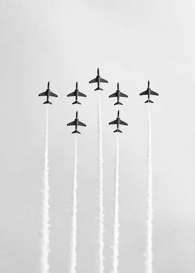 BW Red Arrows