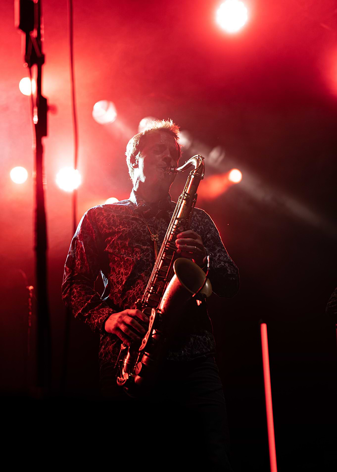 Saxophone in concert