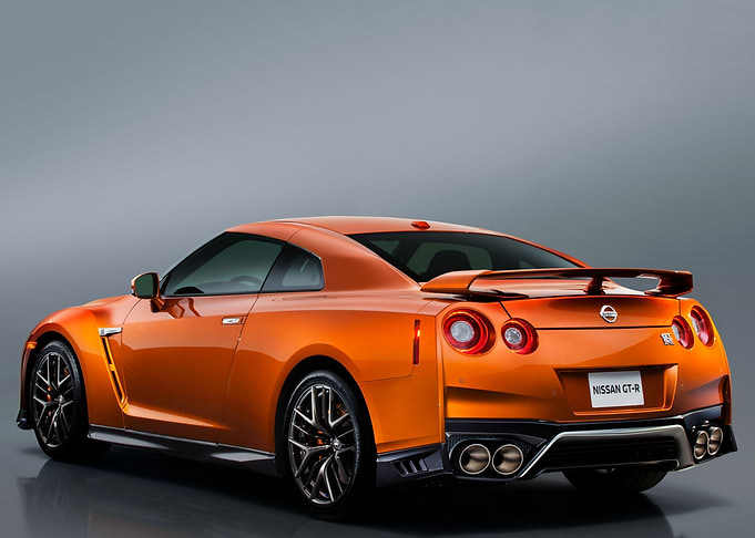 Nissan GT R