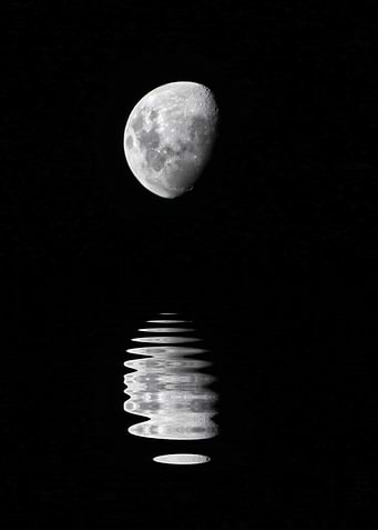 The moon and its reflectio
