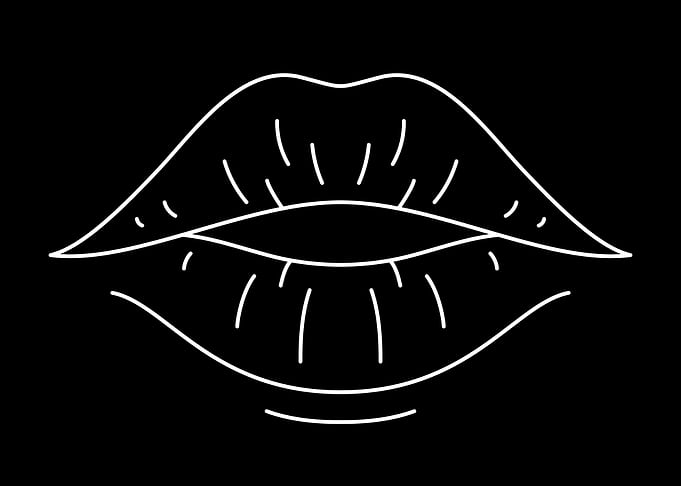Kiss Line Art