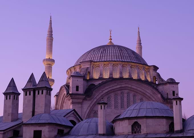 NURUOSMANIYE MOSQUE
