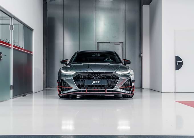 Audi RS7 R