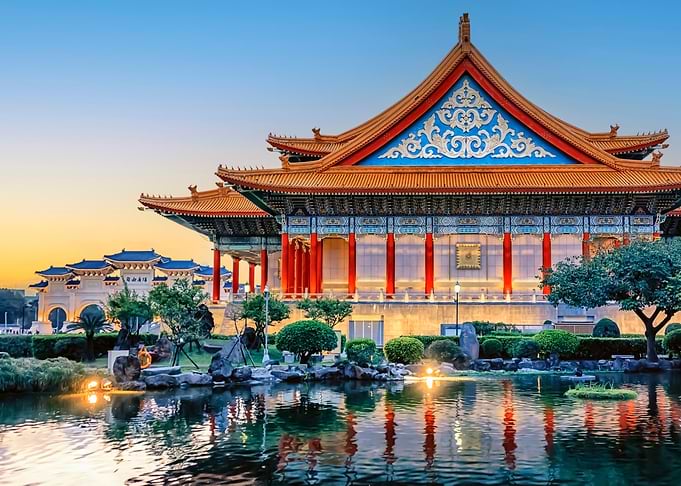 Evening In Taipei