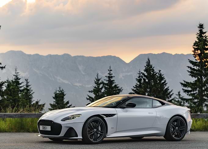 Aston Martin DBS