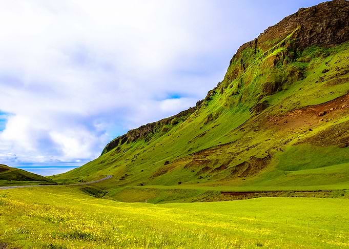 GREEN HILL