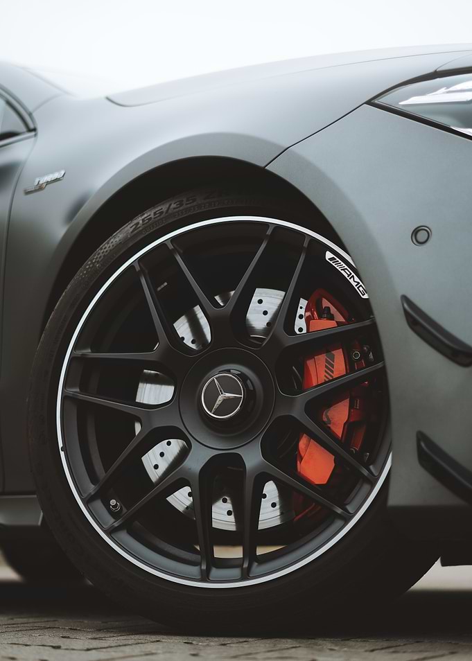 Mercedes CLA 45S AMG V12