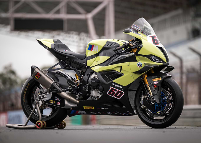 bmw m1000 RR