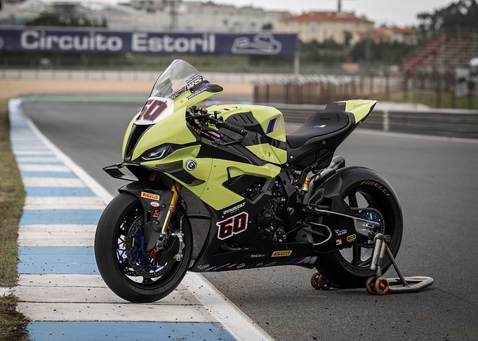 bmw m1000 RR