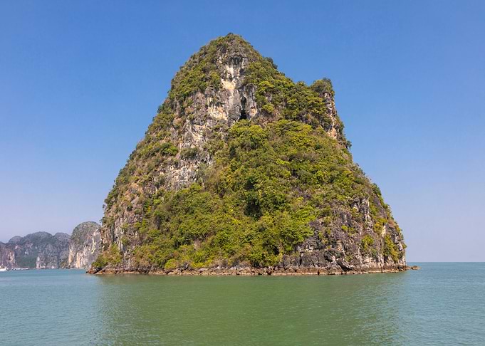 Hang Dom Island