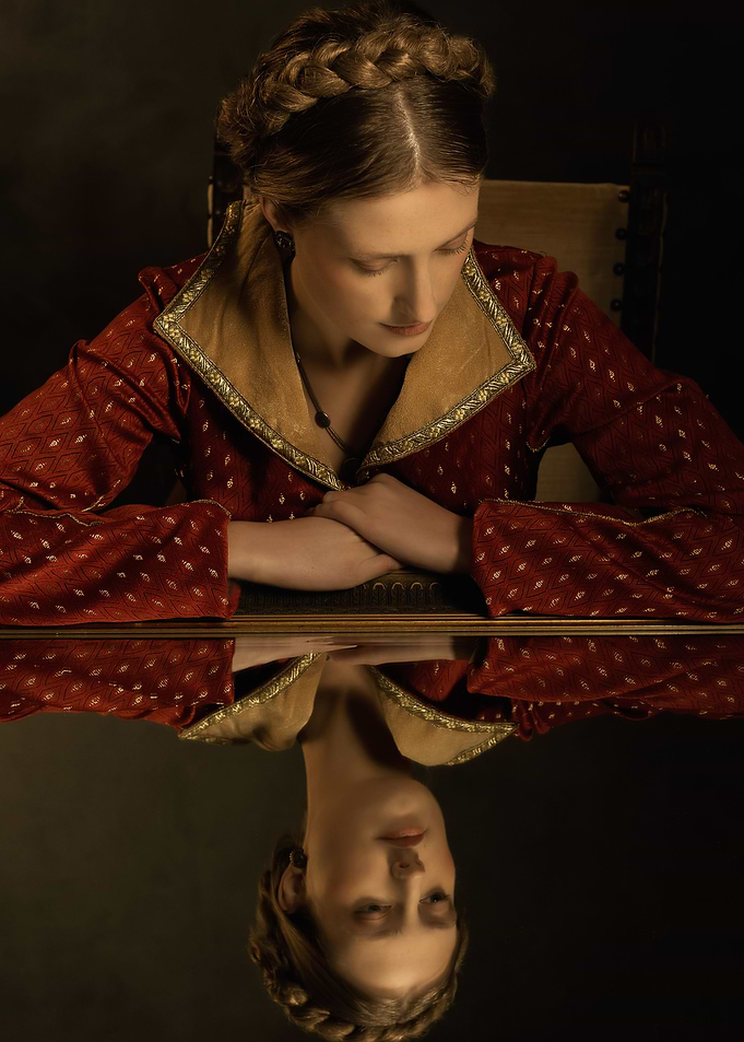 Medieval young woman