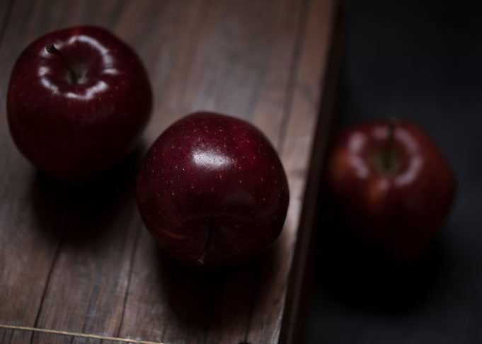 Dark Apple