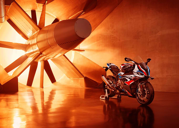 BMW M 1000 RR