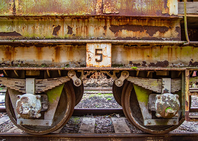 Wheels car and rust