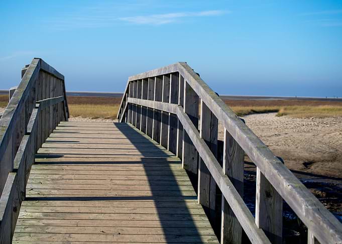 Bridge to the beach