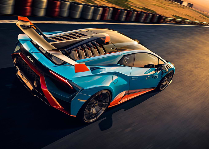 Lamborghini Aventador