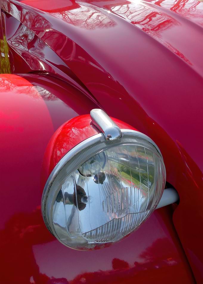 Citroe 2CV French Car