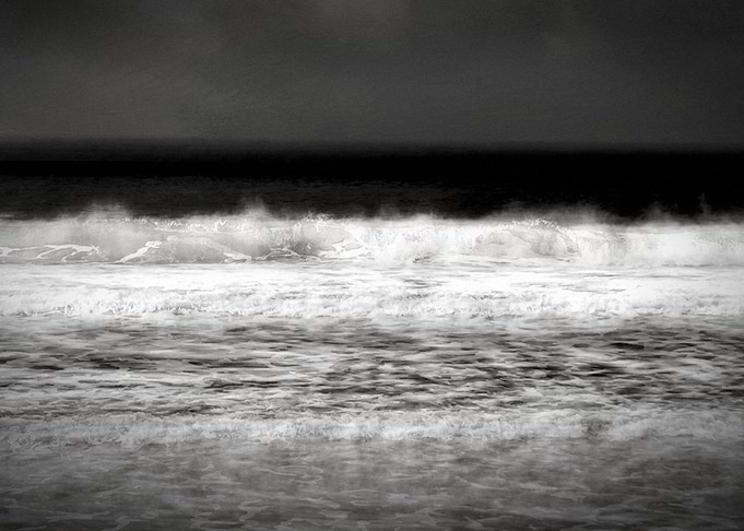 Ocean Mist Black and White