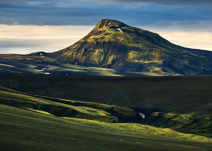 Icelandic Mountains