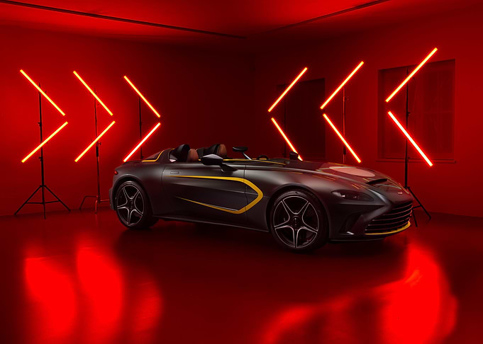 Aston Martin v12