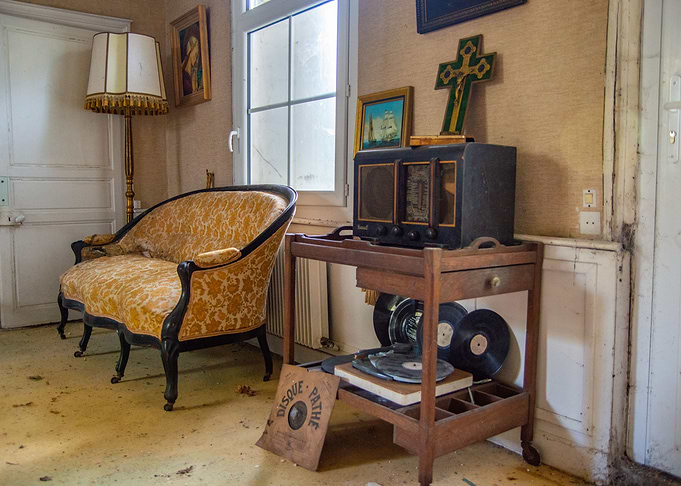 The couch and the records