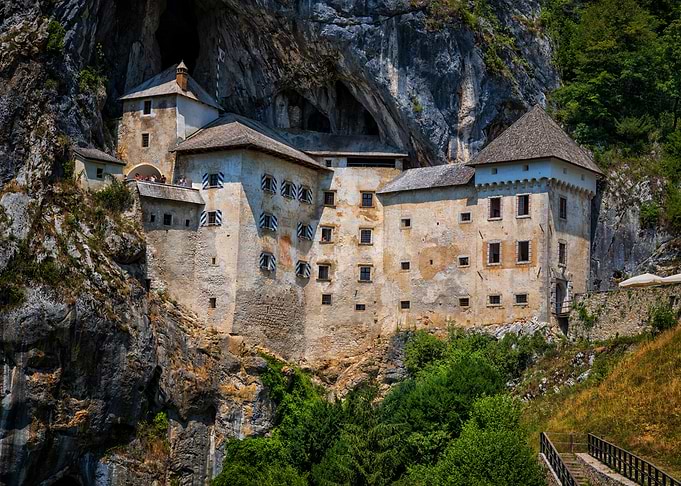 Predjama Castle