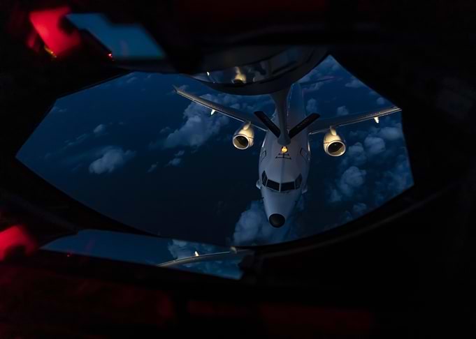Jet refueling
